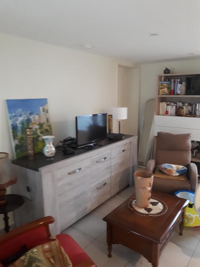 Les Ecureuils Bourguignons Apartment Montchanin Luaran gambar